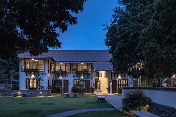 palin family cottage