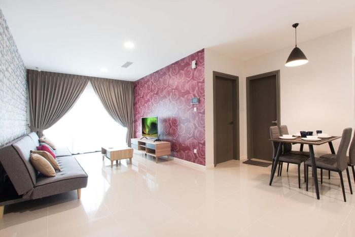 modern high floor suasana suites 05 in jb