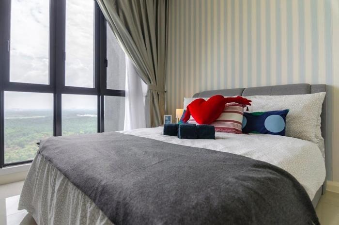 3br dpristine suite stunning views and near legoland