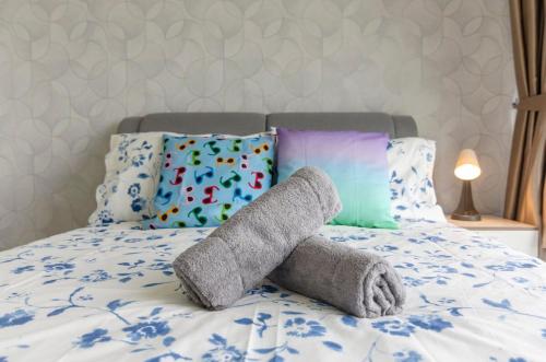 3br dpristine suite stunning views and near legoland