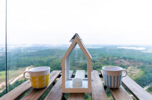 3br dpristine suite stunning views and near legoland