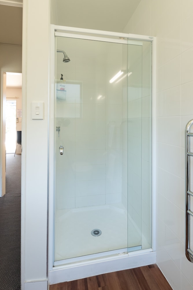 the beachcombers lookout paihia holiday apartment