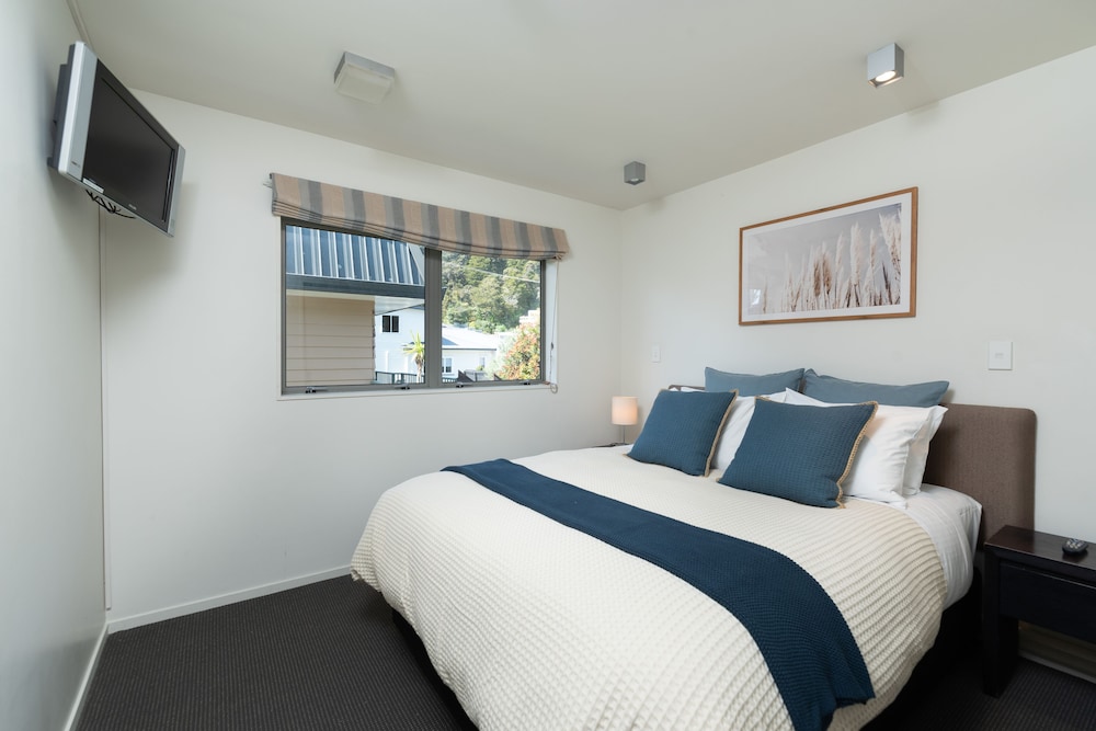 the beachcombers lookout paihia holiday apartment