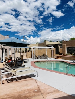 desert hot springs