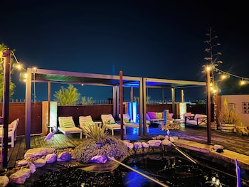 mi kasa hot springs 420 adults only clothing optional