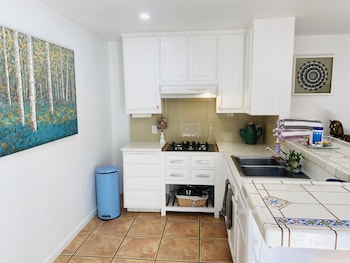 Mi Kasa Hot Springs 420, Adults Only, Clothing Optional,Palm Springs>>Desert Hot Springs,2.5 star