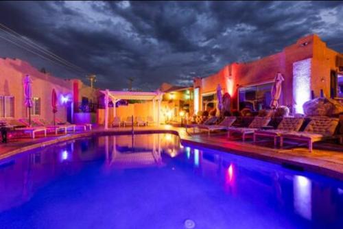 mi kasa hot springs 420 adults only clothing optional