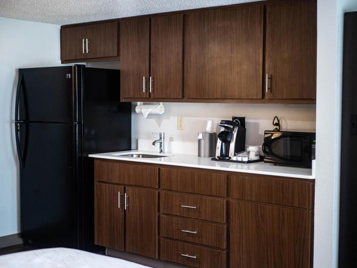 holiday inn express and suites charlotte concord i 85 by ihg