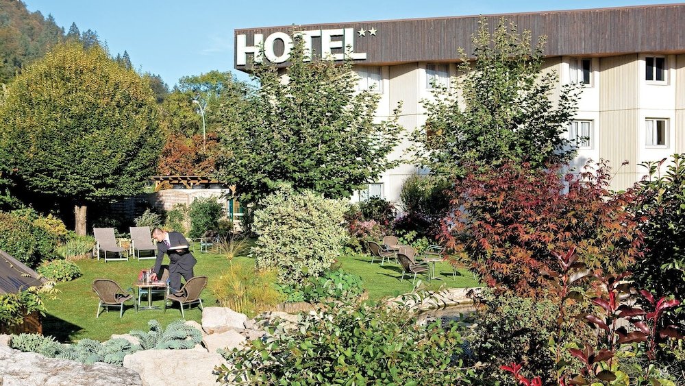 logis hotel lembarcadere