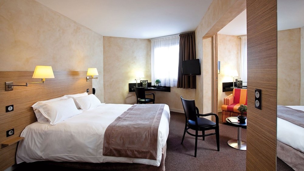 logis hotel lembarcadere