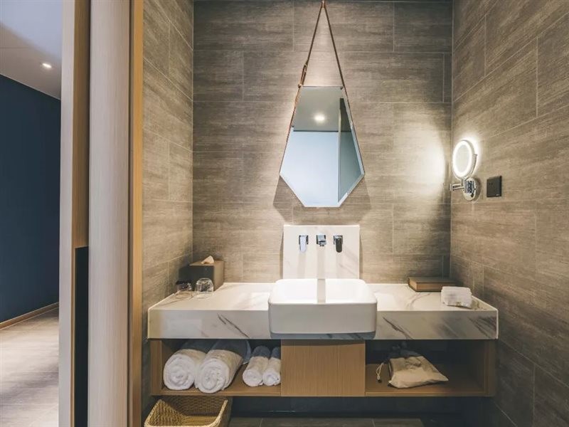 atour hotel jiangyin binjiang middle road sports