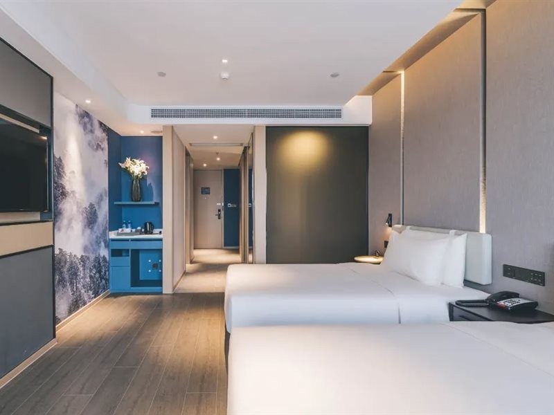 atour hotel jiangyin binjiang middle road sports