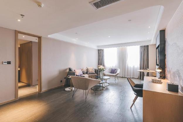 atour hotel jiangyin binjiang middle road sports