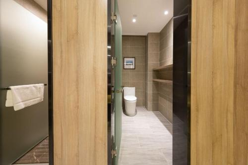 atour hotel zhuhai xiangzhou aoyuan plaza