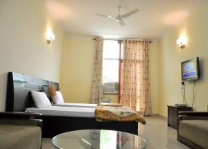hotel home stay dwarka
