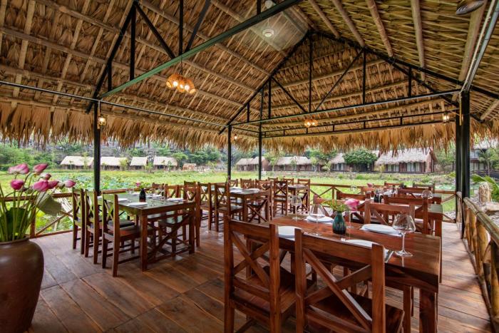 muong village ninh binh