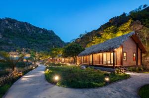 muong village ninh binh