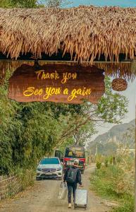 muong village ninh binh