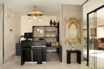 Hotel Yit El Postigo,Near Plaza Del Marques De La Rambla,4 star