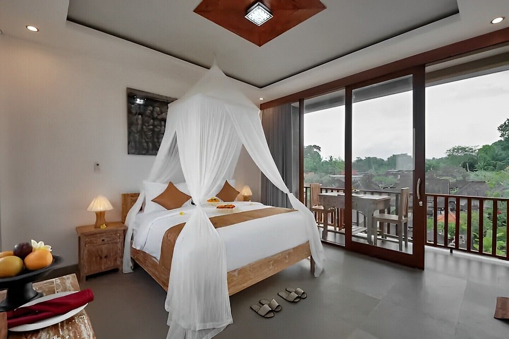 santosha place