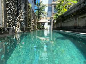 santosha place