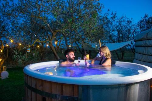 2 cuori e 1 yurta glamping in tuscany adults only