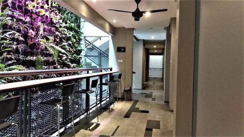 reddoorz plus near radio dalam 3