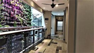 reddoorz plus near radio dalam 3