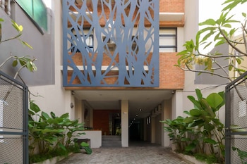 reddoorz plus near radio dalam 3