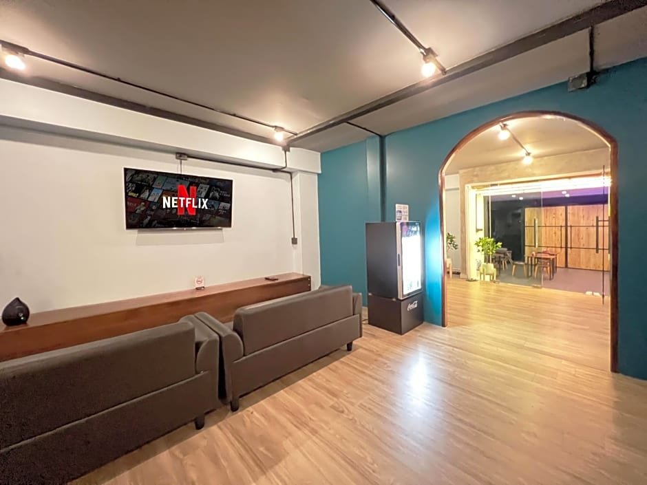 airport mini hostel at don muang airport