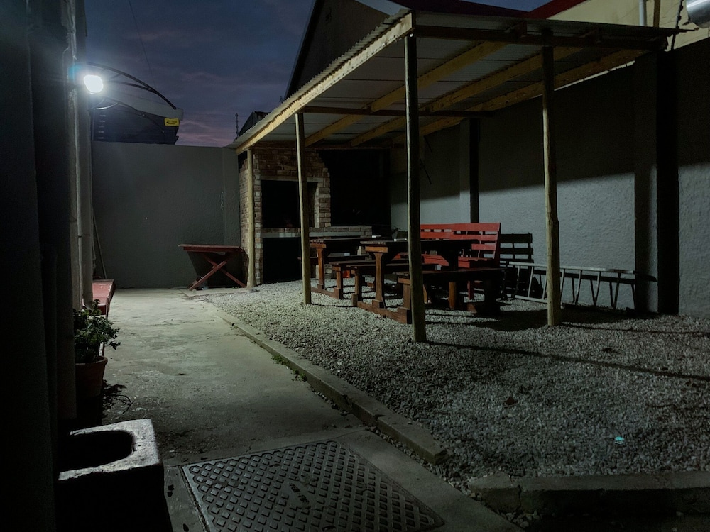 kingsworth inn port elizabeth