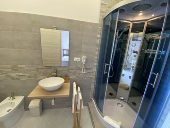 villa leucatia bedandevents