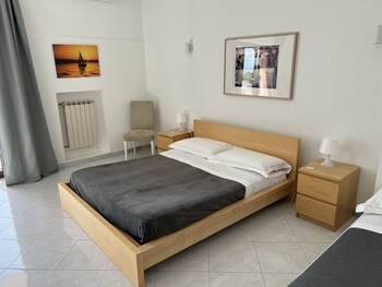 villa leucatia bedandevents