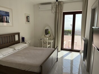 villa leucatia bedandevents