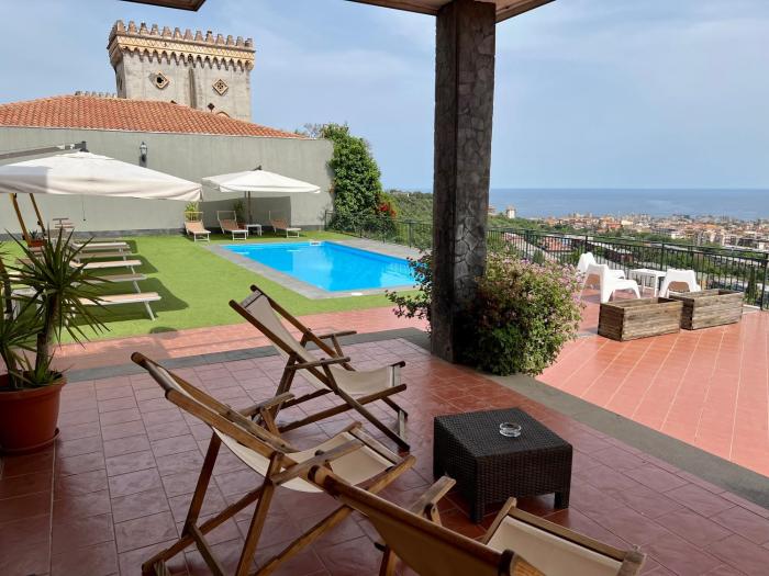 villa leucatia bedandevents