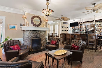 Village Inn And Pub - Adults Only,Demere Park>>Brunswick,4 star