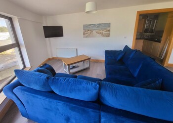 Wild Atlantic Apartments Port House Letterkenny,,2 star