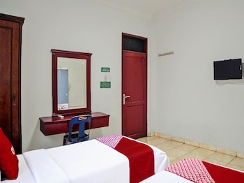 oyo 91706 hotel serena anggrek