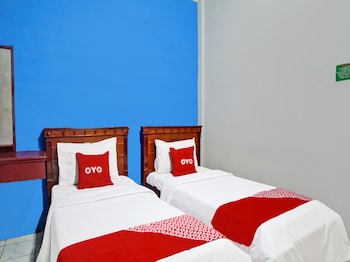 oyo 91706 hotel serena anggrek