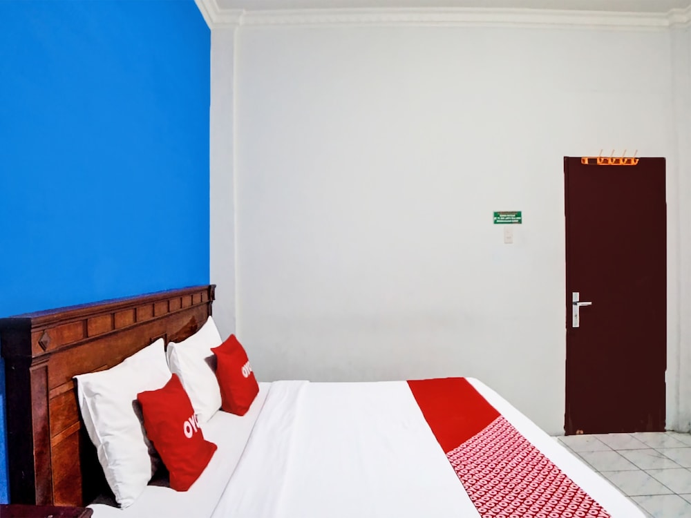 oyo 91706 hotel serena anggrek