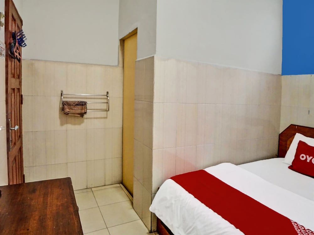 oyo 91706 hotel serena anggrek