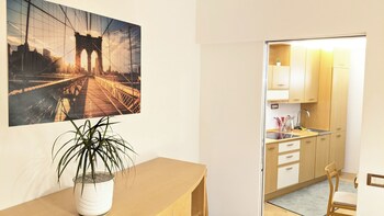 vidora apartments