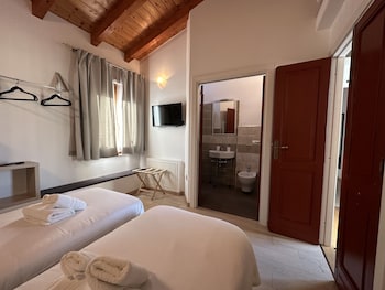 ng guest house sassari
