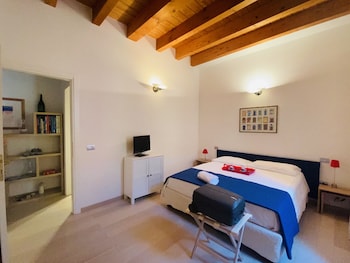 ng guest house sassari