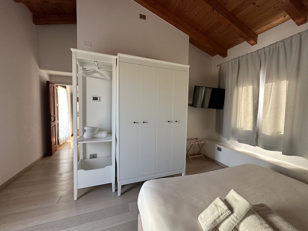 ng guest house sassari