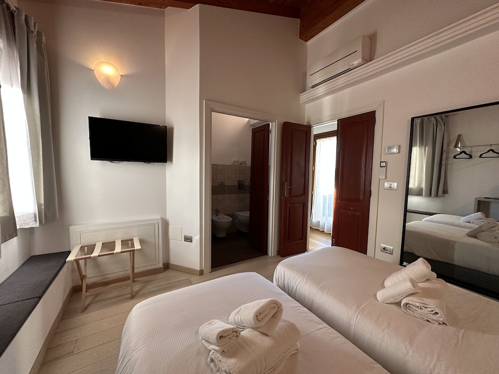 ng guest house sassari