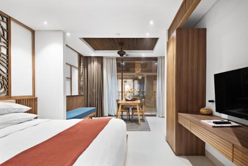 tam house villa hotel pool view room