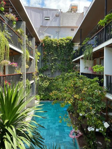 tam house villa hotel pool view room