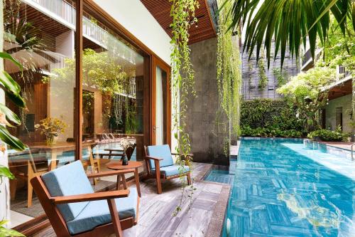 tam house villa hotel pool view room