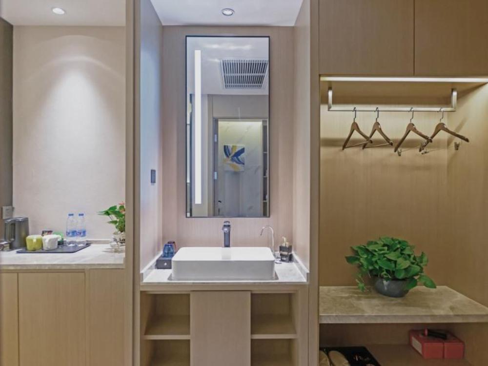 gya hotel nantong nanshang lake street wanda plaza